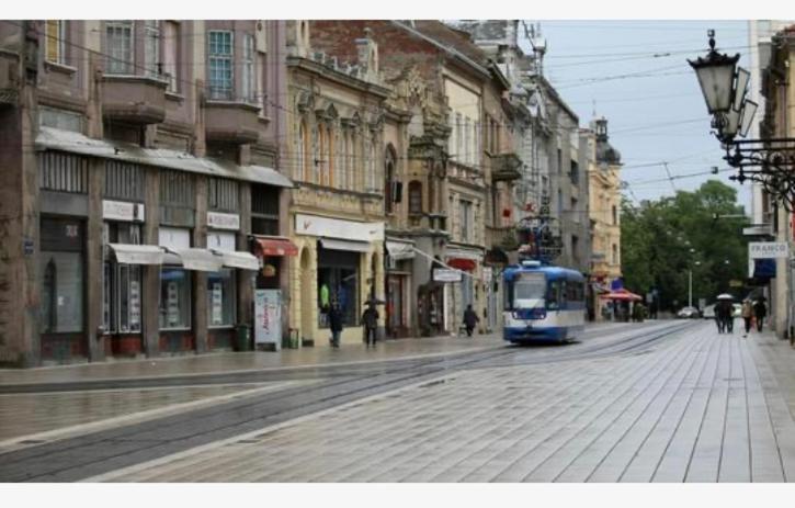 Ferienwohnung Square 12 Osijek Exterior foto